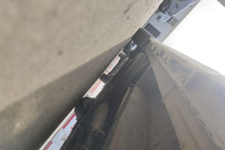 Used Toyota SIENNA 2011 3.5L Parallel Import Chassis Front Right
