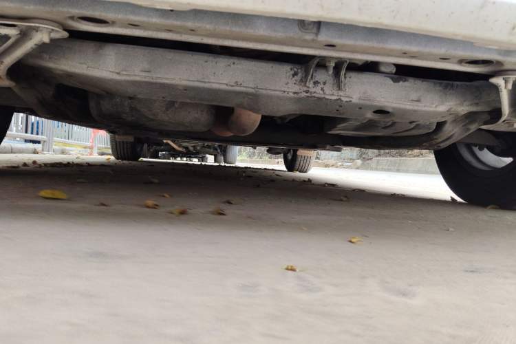 Used Toyota SIENNA  Chassis Front