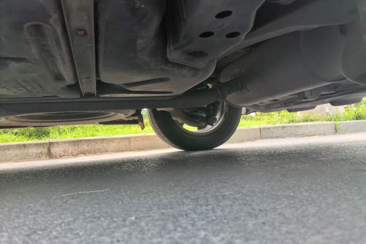 Used Toyota SIENNA  Chassis Rear Left