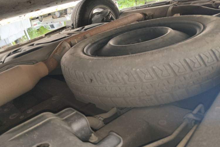 Used Toyota SIENNA  Chassis Rear Right