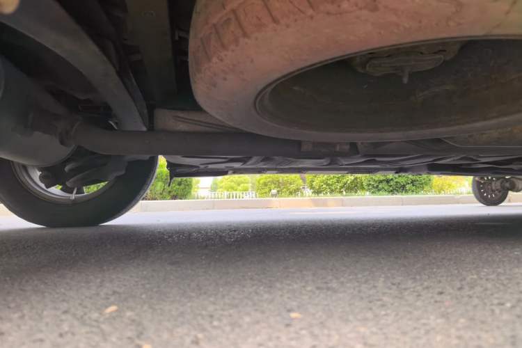 Used Toyota SIENNA  Chassis Rear Right