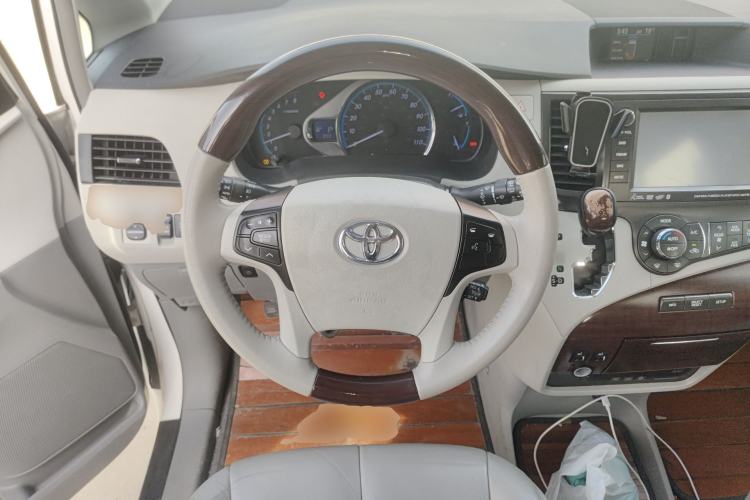 Used Toyota SIENNA 2011 3.5L Parallel Import Steering Wheel
