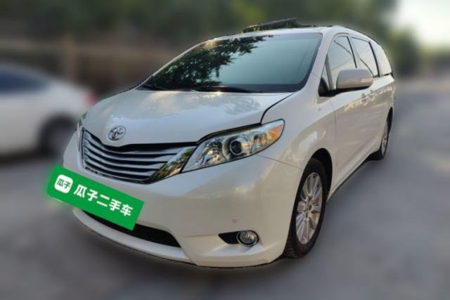 Toyota SIENNA 2011 3.5L 4x4 Automatic с пробегом