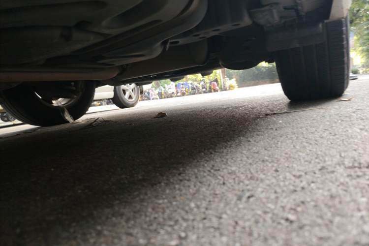 Used Toyota SIENNA  Chassis Rear Left