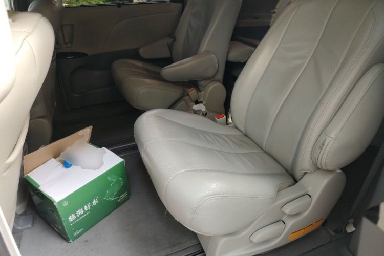 Used Toyota SIENNA  Left Rear Seat