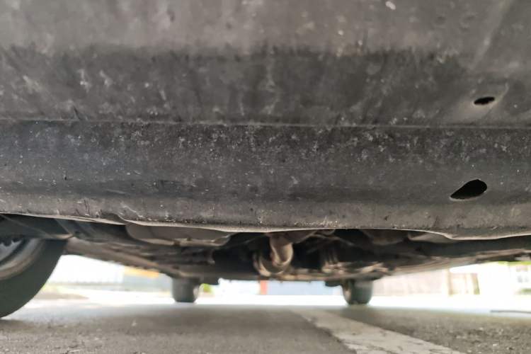 Used Toyota SIENNA  Chassis Front