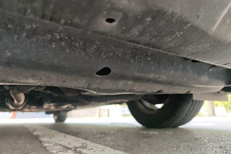 Used Toyota SIENNA  Chassis Rear Right