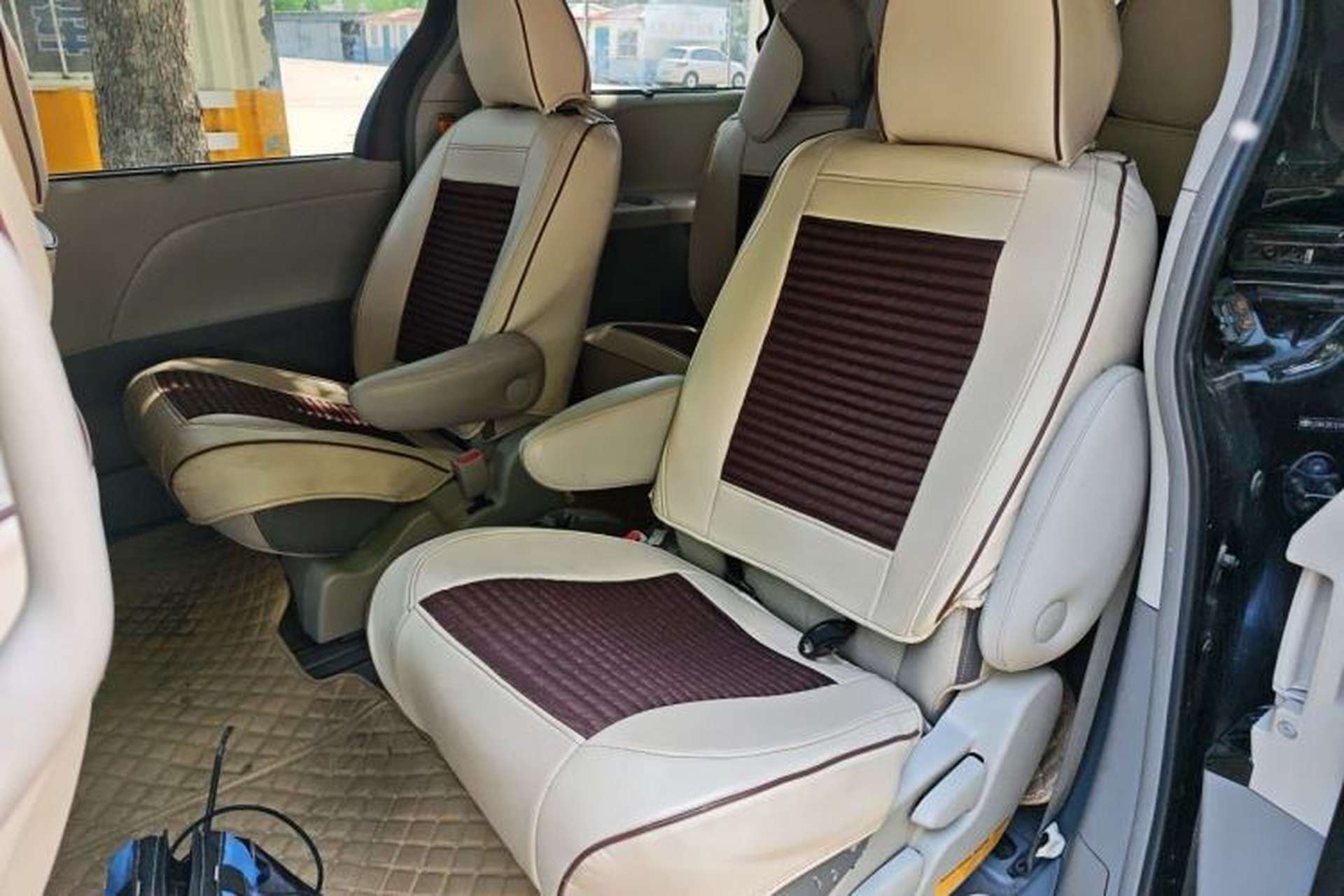 Used Toyota SIENNA  Left Rear Seat