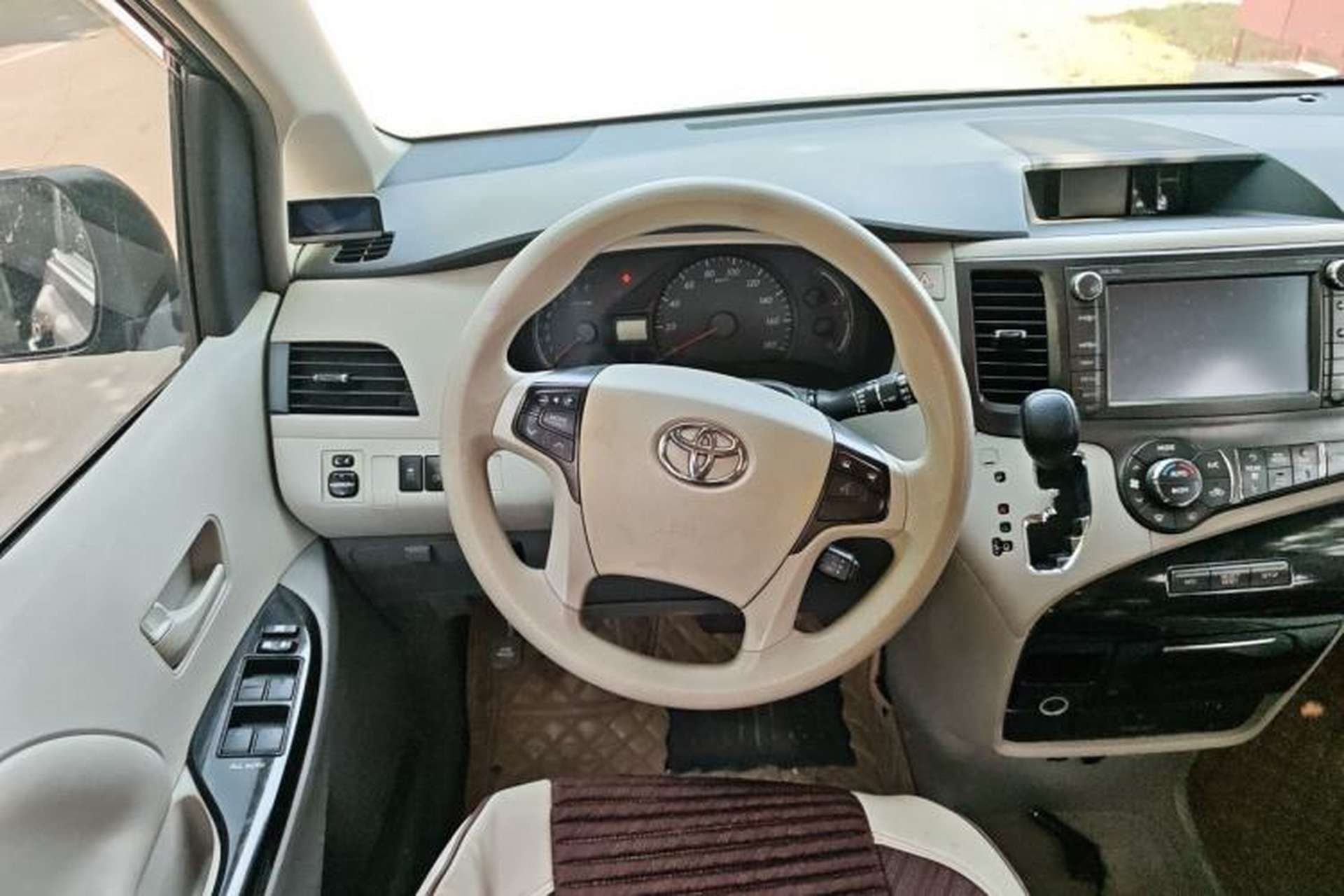 Used Toyota SIENNA  Steering Wheel