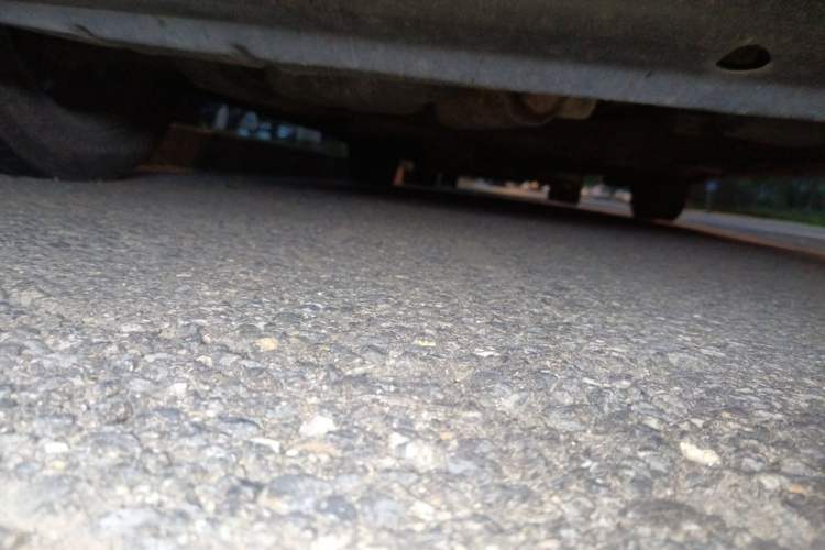 Used Toyota SIENNA 2013 3.5L Four-Wheel Drive Parallel Import Chassis Front