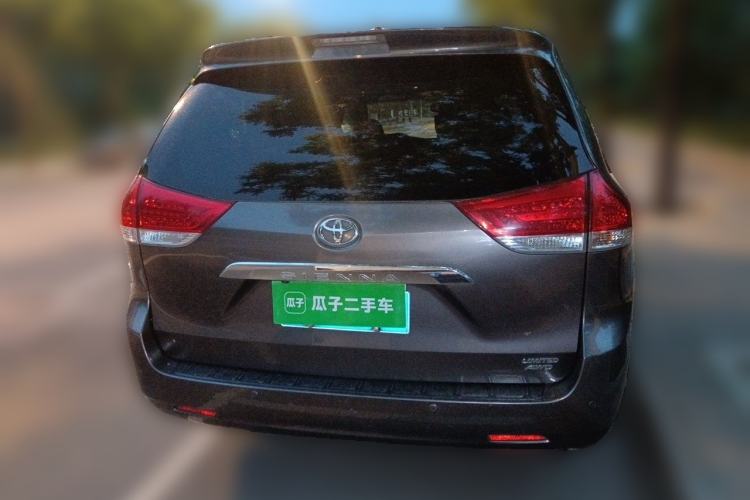 Used Toyota SIENNA 2013 3.5L Four-Wheel Drive Parallel Import Rear