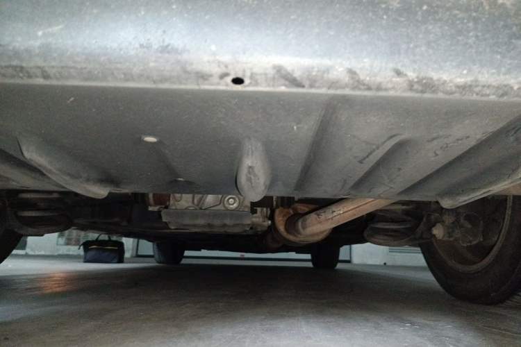 Used Toyota SIENNA 2013 3.5L Four-Wheel Drive Parallel Import Chassis Front
