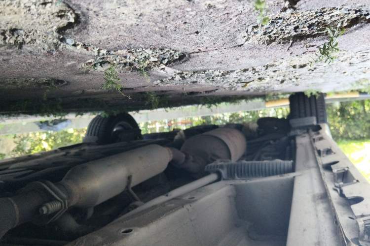 Used Toyota SIENNA  Chassis Front Right