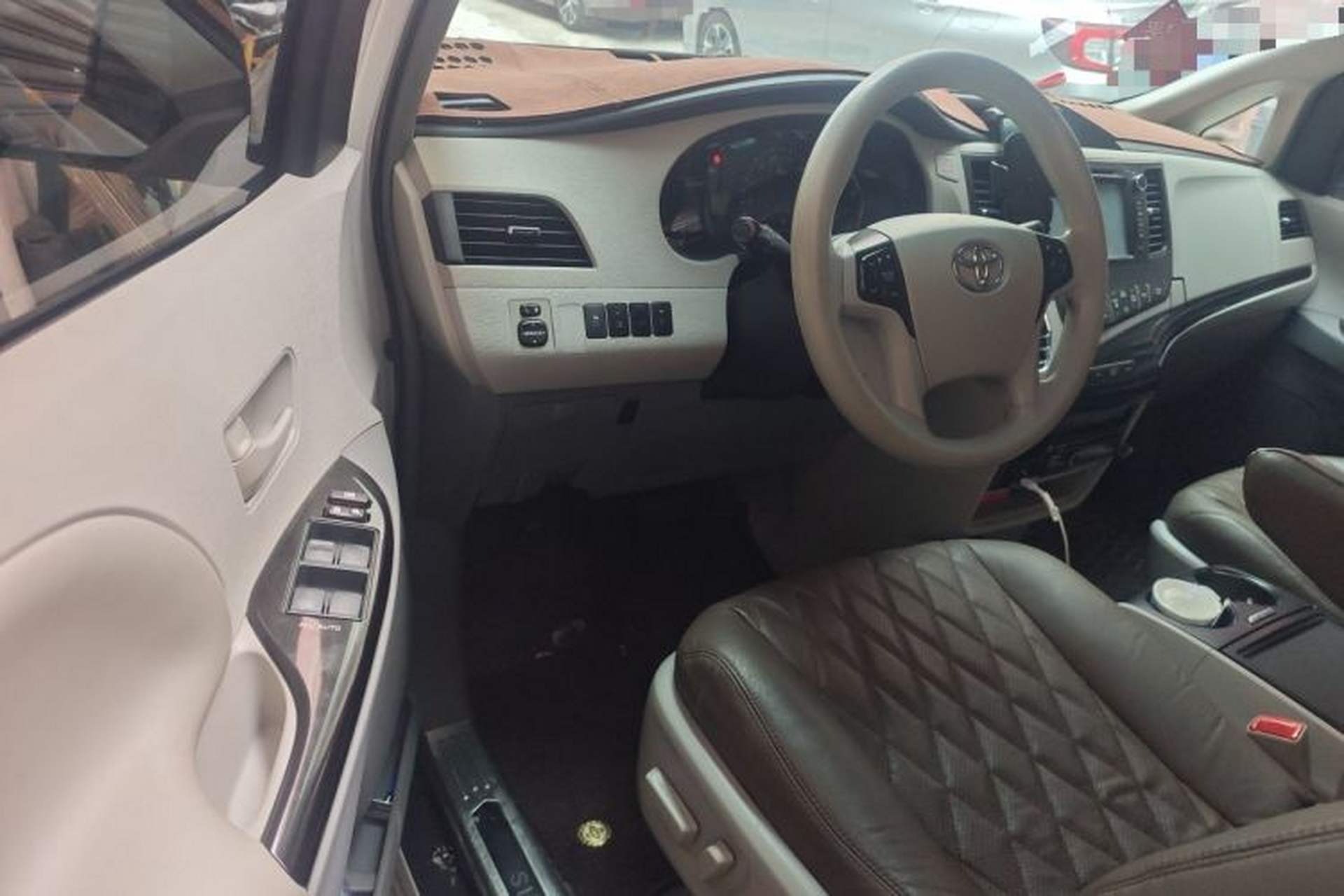 Used Toyota SIENNA  Driver Seat