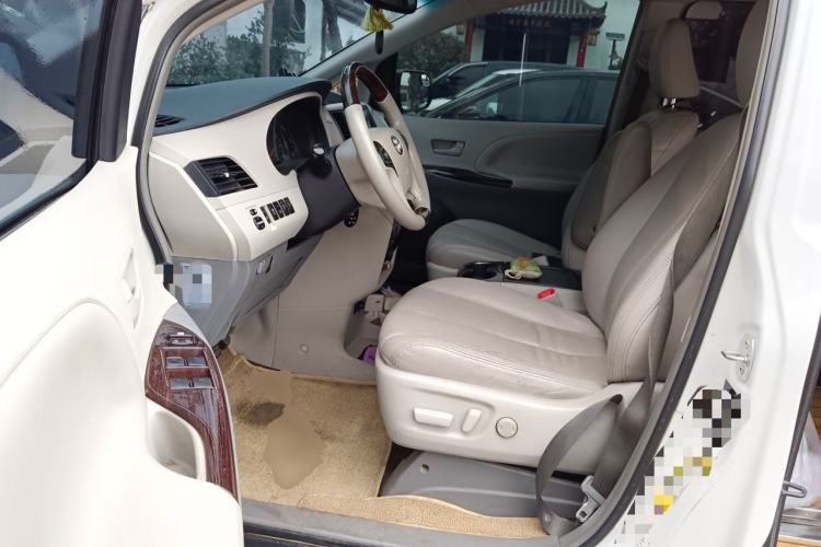 Used Toyota SIENNA  Driver Seat