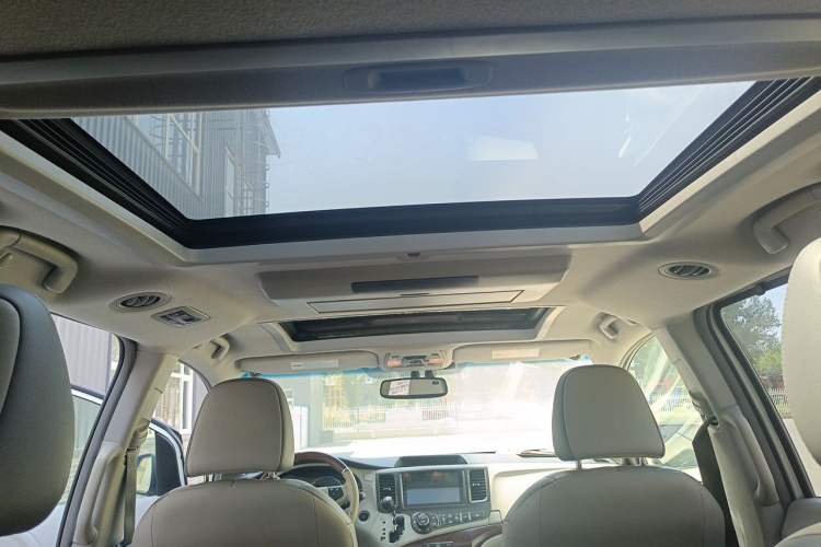 Used Toyota SIENNA  Headliner