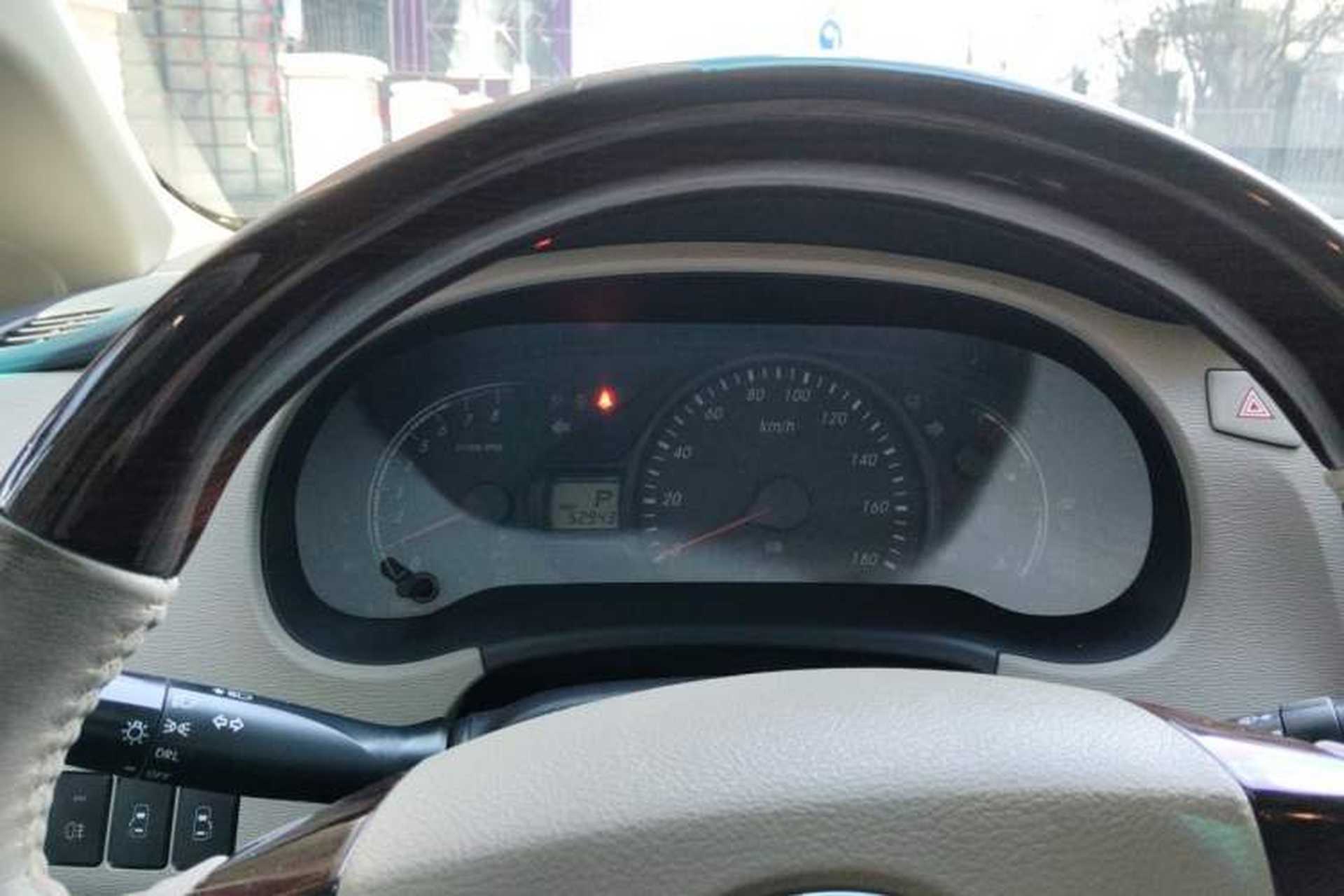 Used Toyota SIENNA  Instrument Cluster