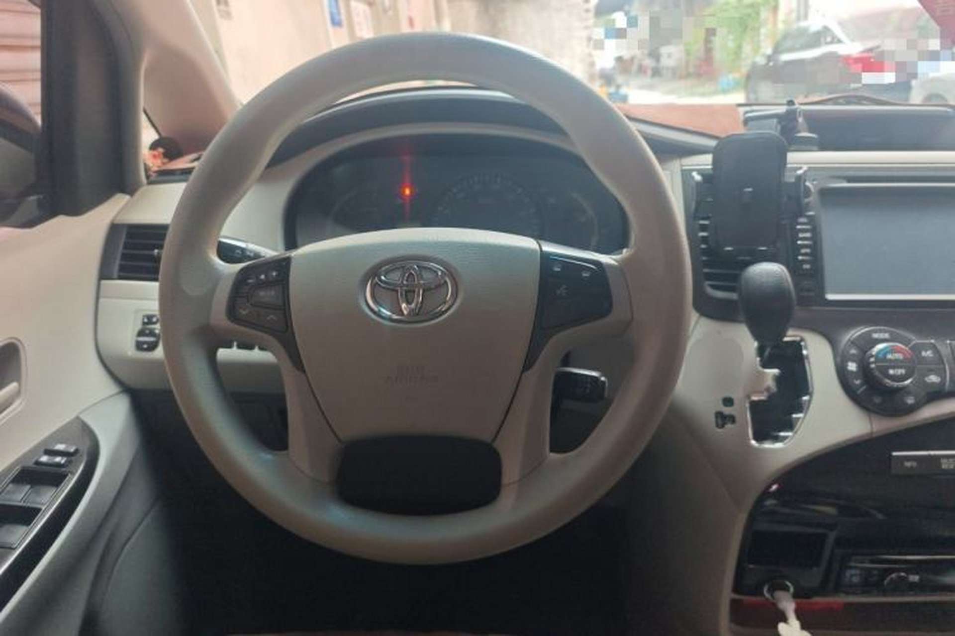 Used Toyota SIENNA  Steering Wheel