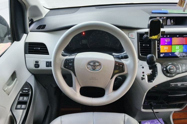 Used Toyota SIENNA  Steering Wheel