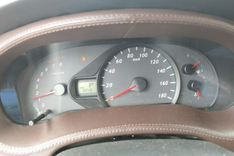 Used Toyota SIENNA  Instrument Cluster