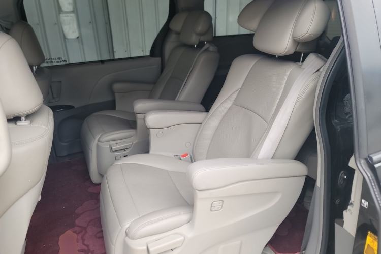 Used Toyota SIENNA  Left Rear Seat