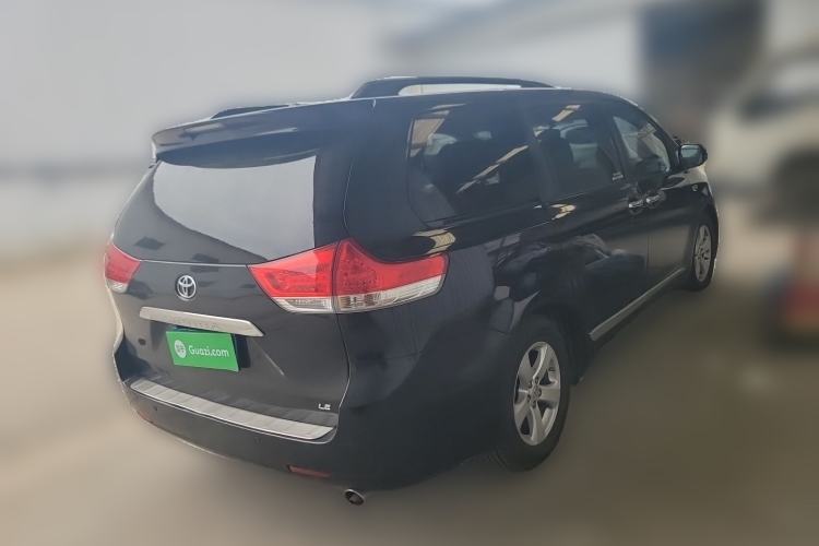 Used Toyota SIENNA  Rear Right 45 Deg