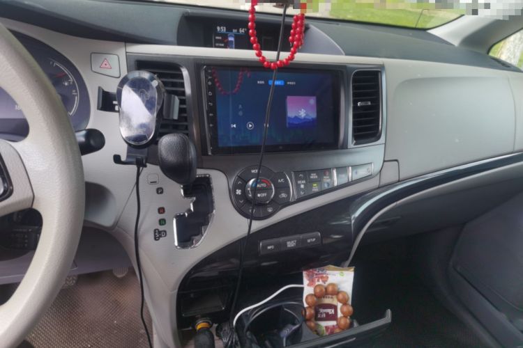 Used Toyota SIENNA 2014 3.5L Sienna LE Two-Wheel-Drive Version Audio And AC Panel