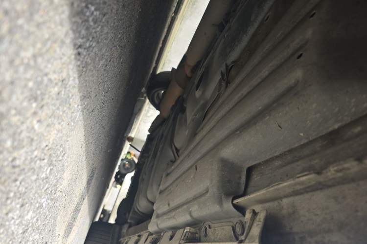 Used Toyota SIENNA  Chassis Front Left