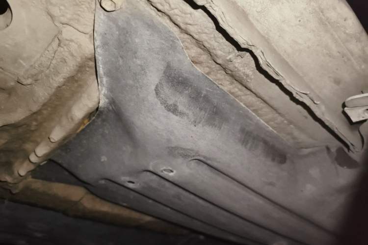 Used Toyota SIENNA  Chassis Front Left