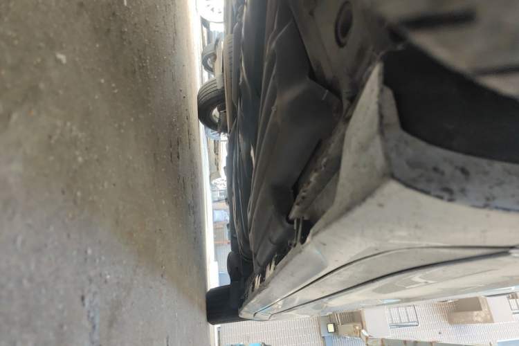 Used Toyota SIENNA  Chassis Front Left