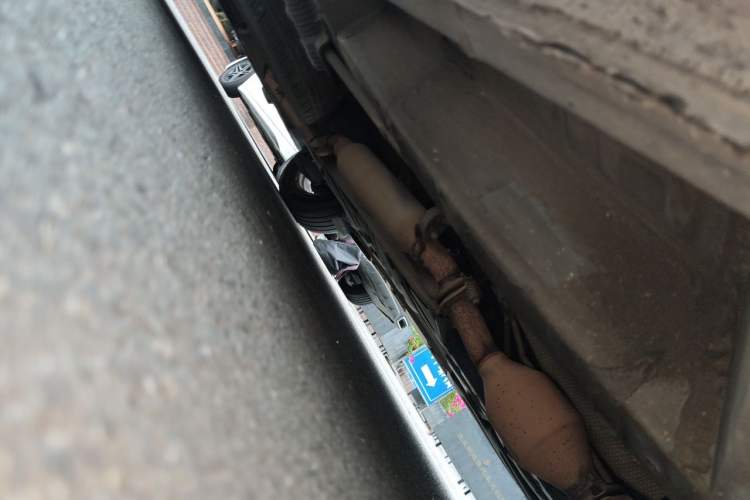 Used Toyota SIENNA 2014 3.5L Sienna LE Two-Wheel-Drive Version Chassis Front Right