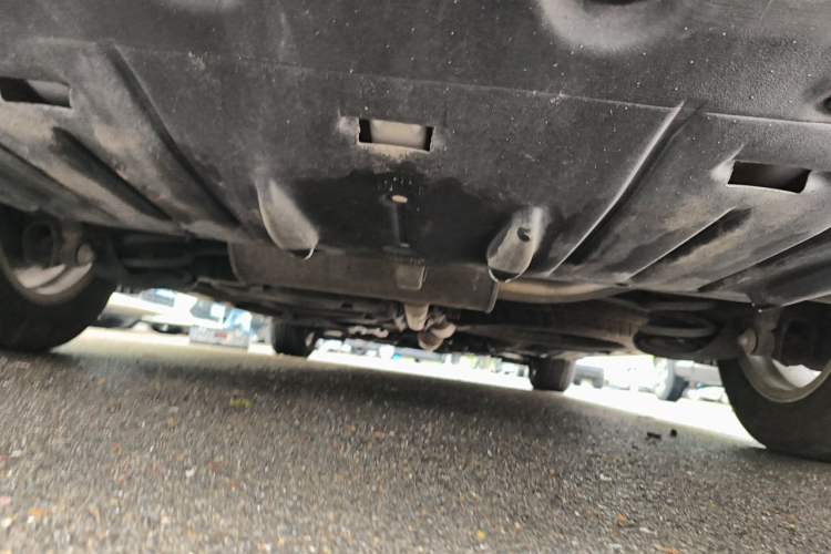 Used Toyota SIENNA  Chassis Rear