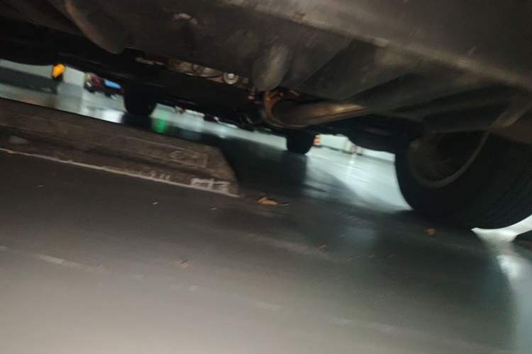 Used Toyota SIENNA  Chassis Rear