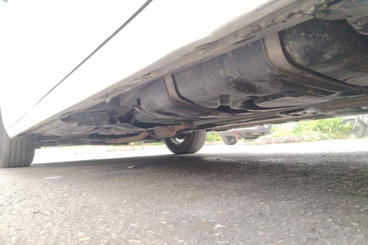 Used Toyota SIENNA  Chassis Rear Left