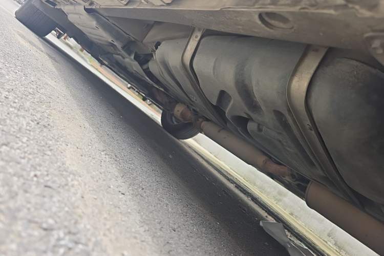 Used Toyota SIENNA  Chassis Rear Left