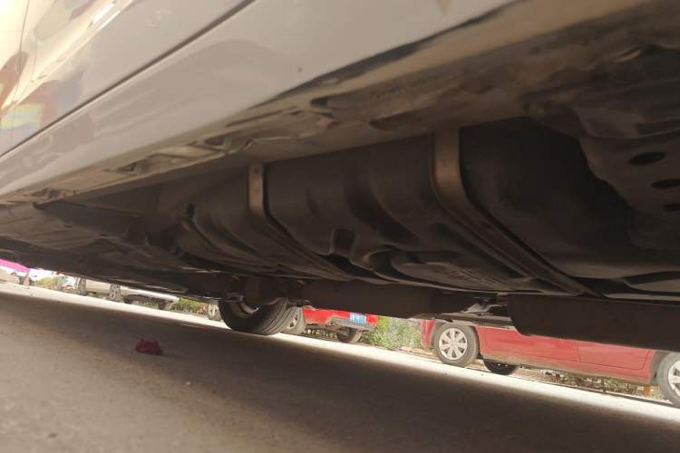 Used Toyota SIENNA  Chassis Rear Left
