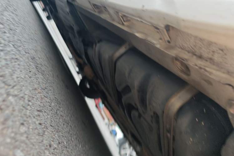 Used Toyota SIENNA 2014 3.5L Sienna LE Two-Wheel-Drive Version Chassis Rear Left