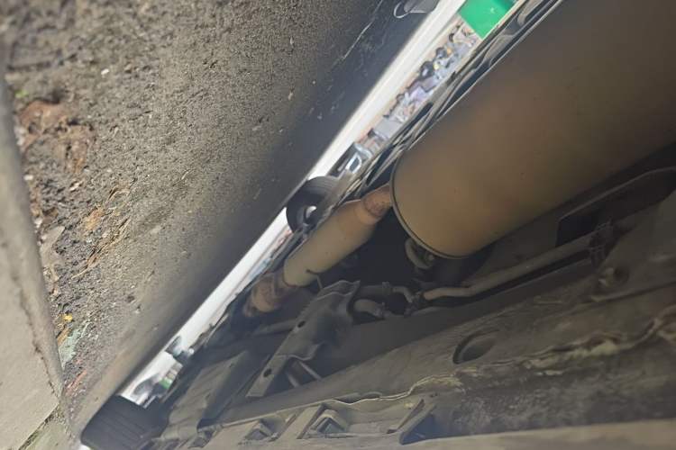 Used Toyota SIENNA  Chassis Rear Right