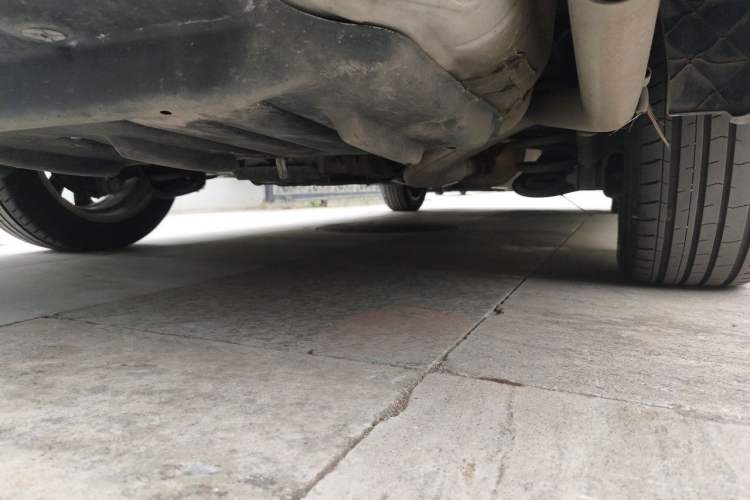 Used Toyota SIENNA  Chassis Rear Right