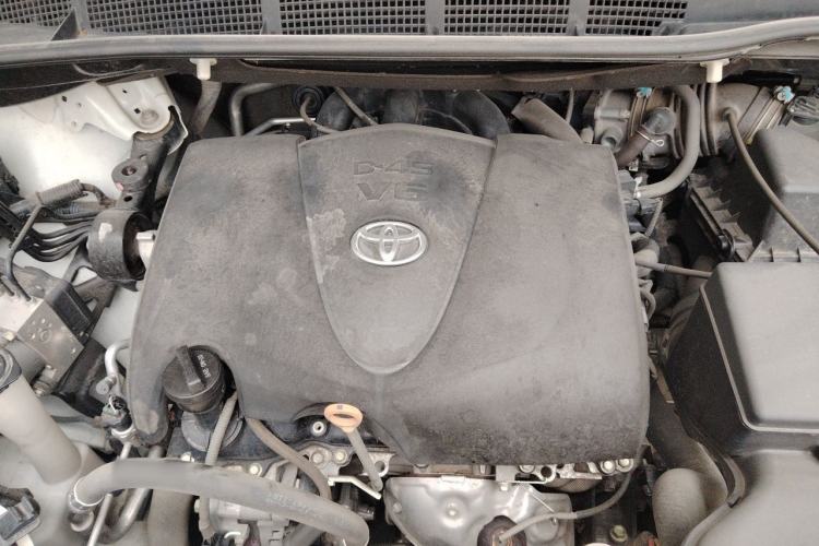 Used Toyota SIENNA 2014 3.5L Sienna Limited 4x4 Edition Engine Bay