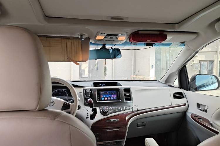 Used Toyota SIENNA  Headliner