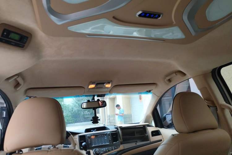 Used Toyota SIENNA  Headliner