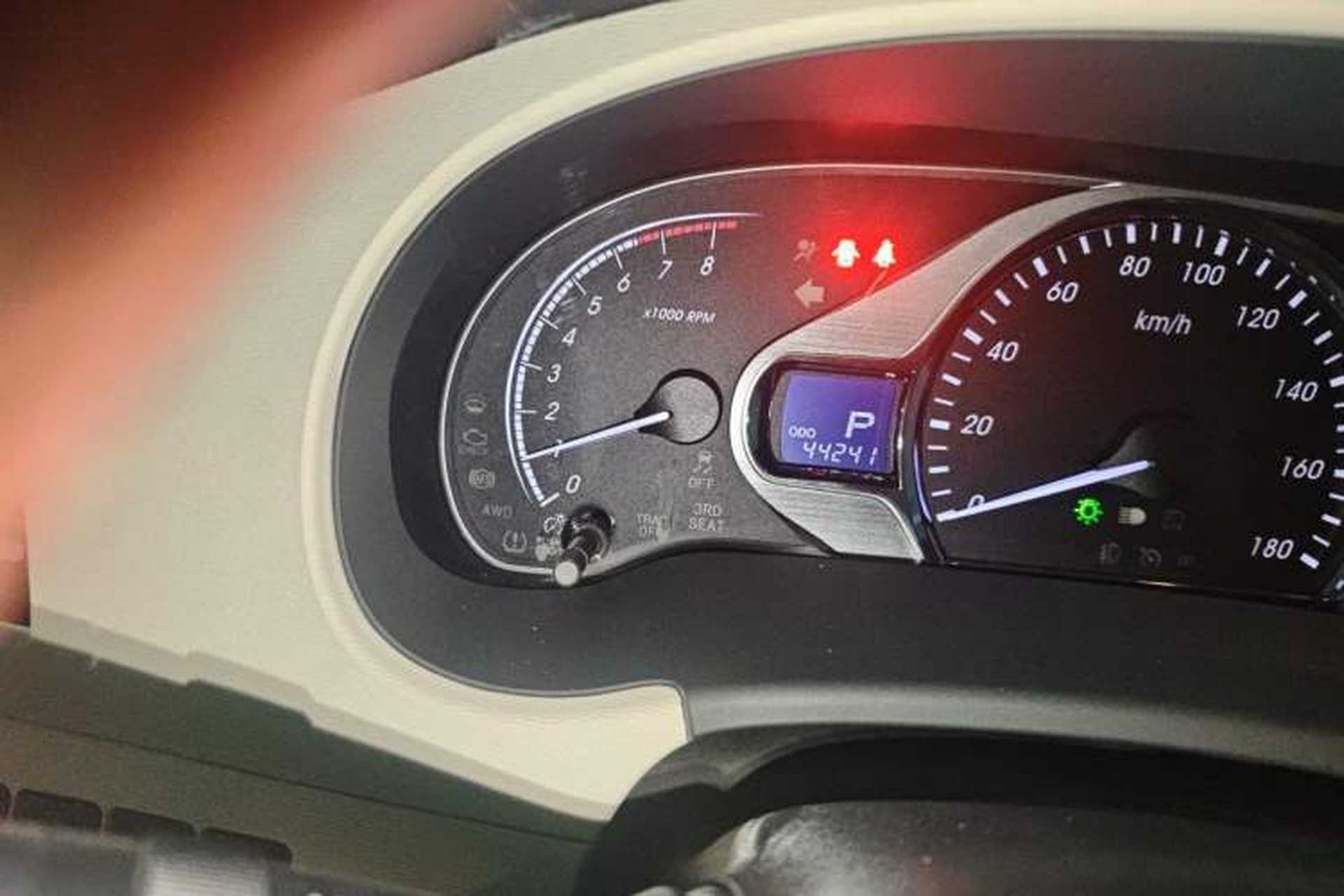 Used Toyota SIENNA  Instrument Cluster