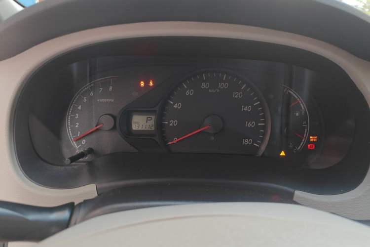 Used Toyota SIENNA  Instrument Cluster