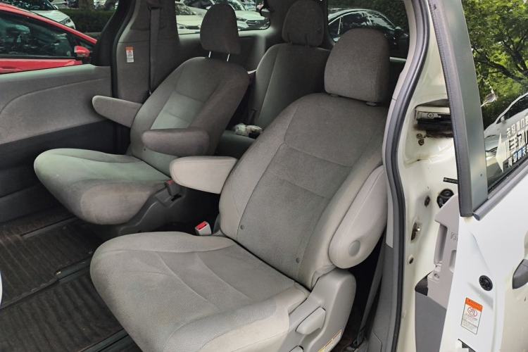 Used Toyota SIENNA  Left Rear Seat