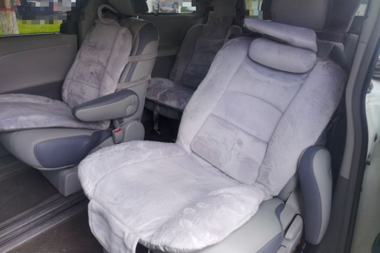 Used Toyota SIENNA 2014 3.5L Sienna LE Two-Wheel-Drive Version Left Rear Seat