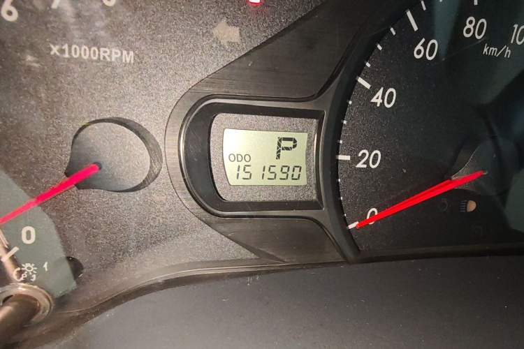 Used Toyota SIENNA 2014 3.5L Sienna LE Two-Wheel-Drive Version Odometer Close Up