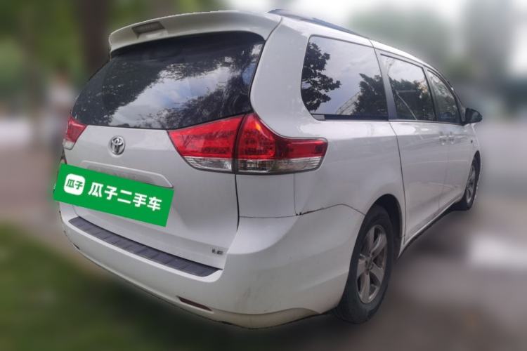 Used Toyota SIENNA 2014 3.5L Sienna LE Two-Wheel-Drive Version Rear Right 45 Deg