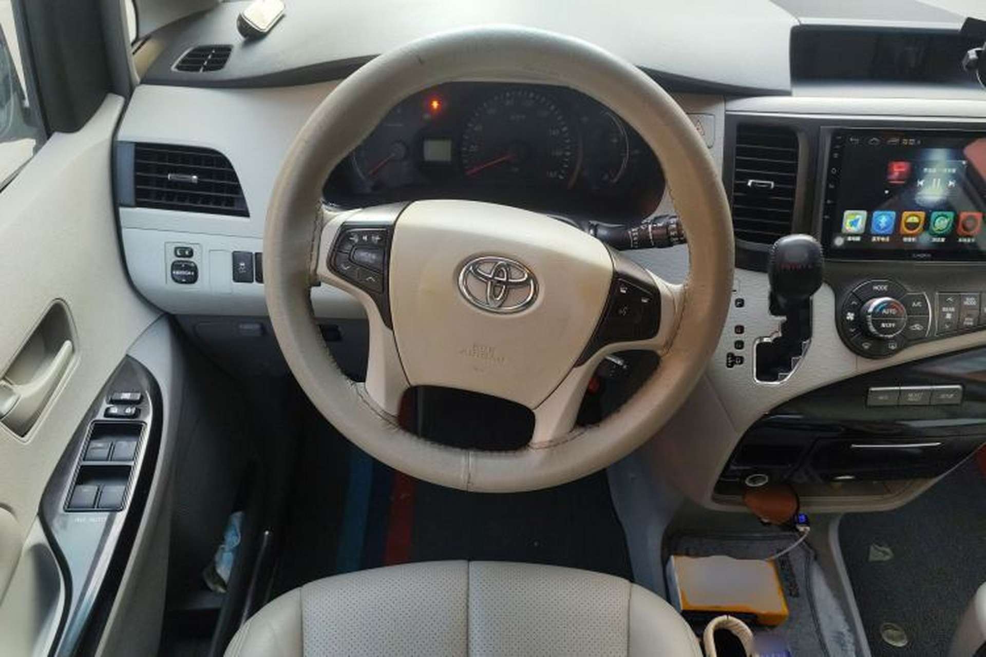 Used Toyota SIENNA  Steering Wheel