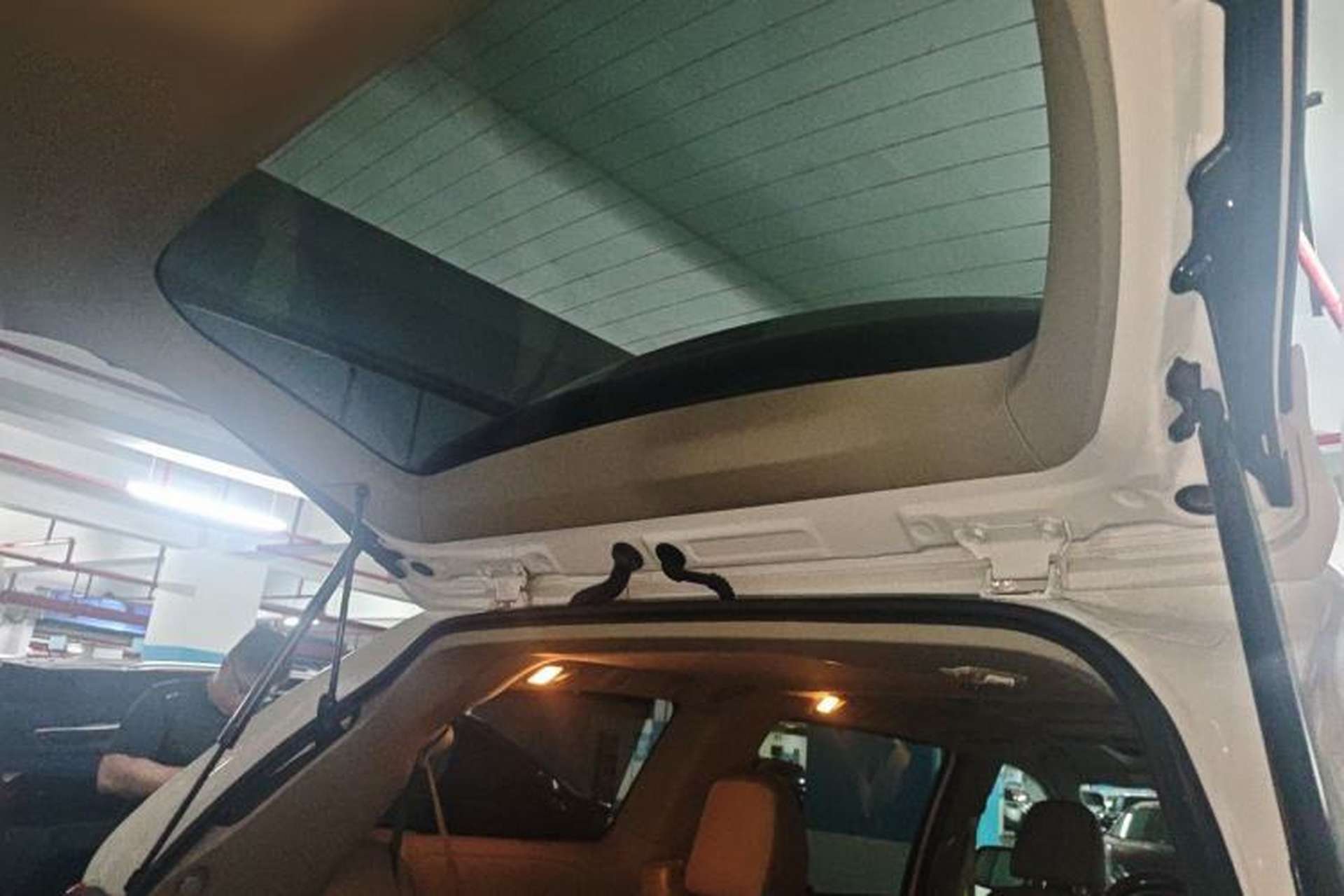 Used Toyota SIENNA  Trunk